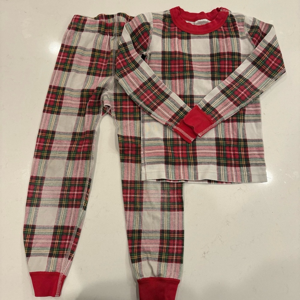 Hanna Andersson size 5 Plaid Kids Christmas Pajamas